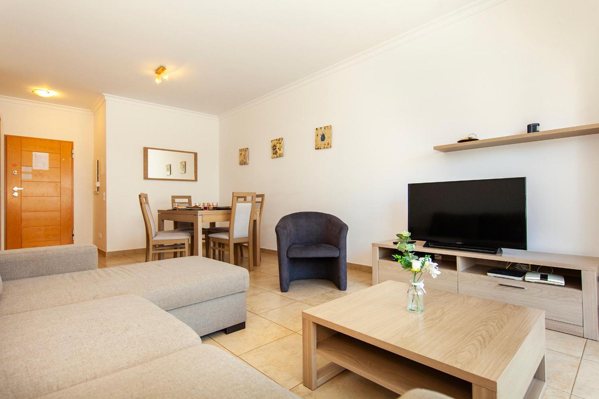 A05 - Luxury 1 Bed Fully Equipped With Pool Apartment *
