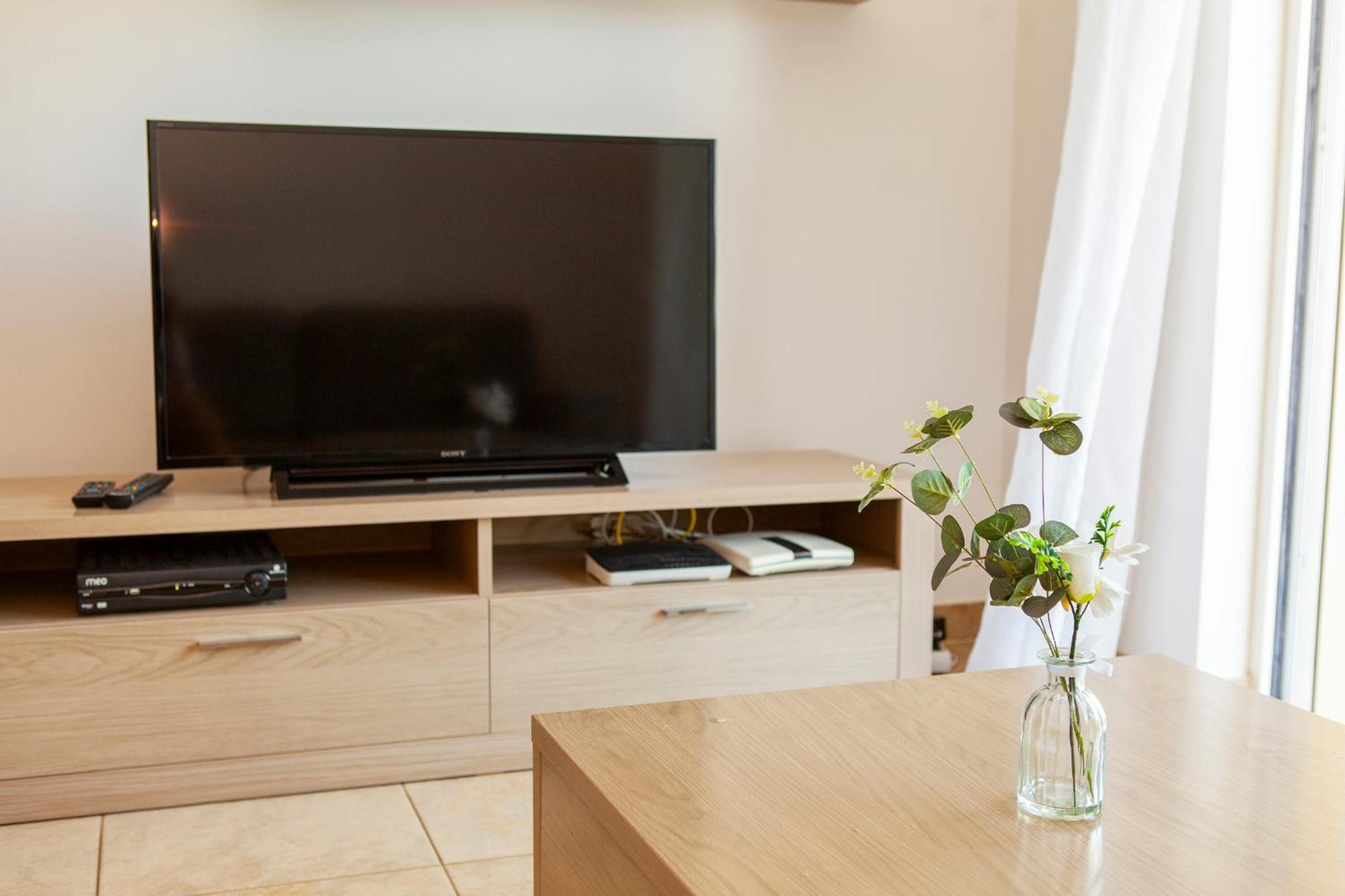 A05 - Luxury 1 Bed Fully Equipped With Pool Apartment