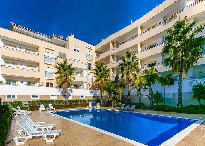 A05 - Luxury 1 Bed Fully Equipped With Pool